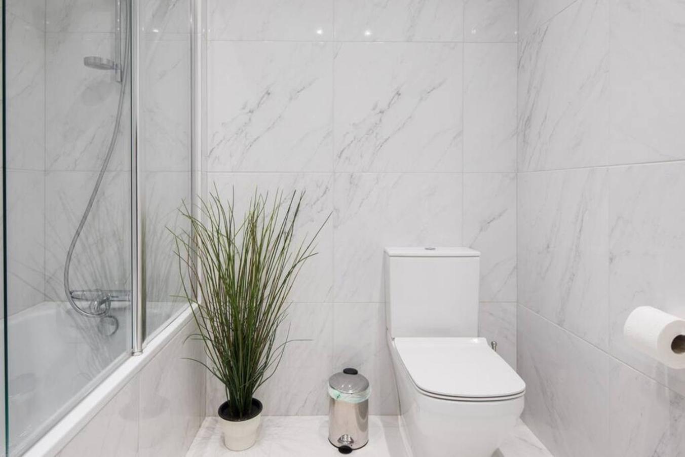 Steps From Hyde Park 2Br 2Bath Sleeps 6 Lägenhet London Exteriör bild
